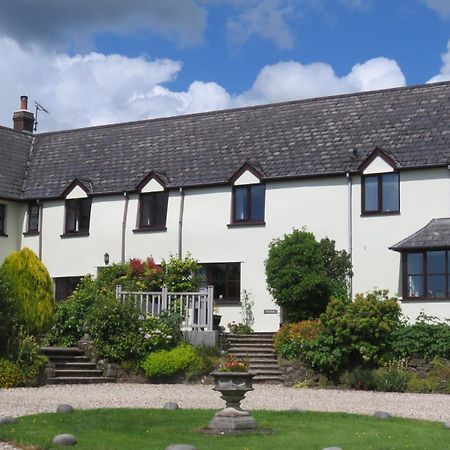 Coombe Cottage South Molton Exterior photo